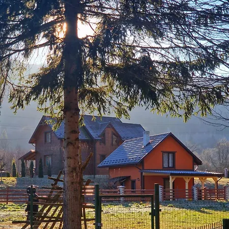 Ferienhaus за рікою