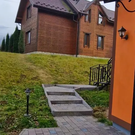 Ferienhaus за рікою