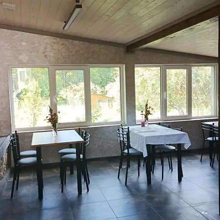 за рікою Ferienhaus Jaremtsche